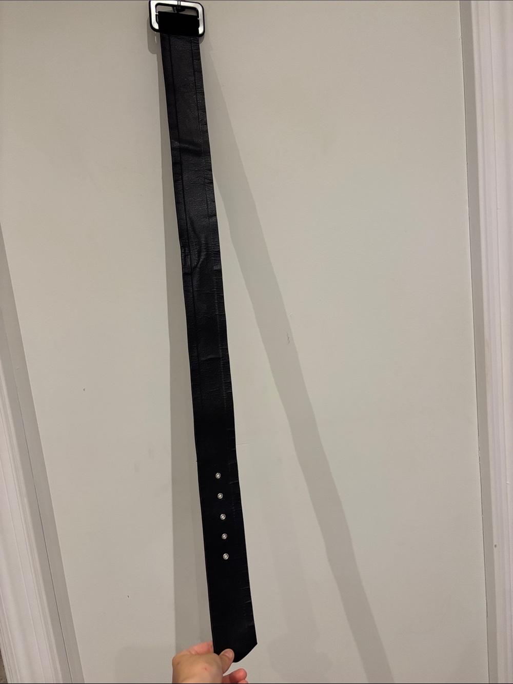 Women’s Classic Belt - Picture 2 of 3